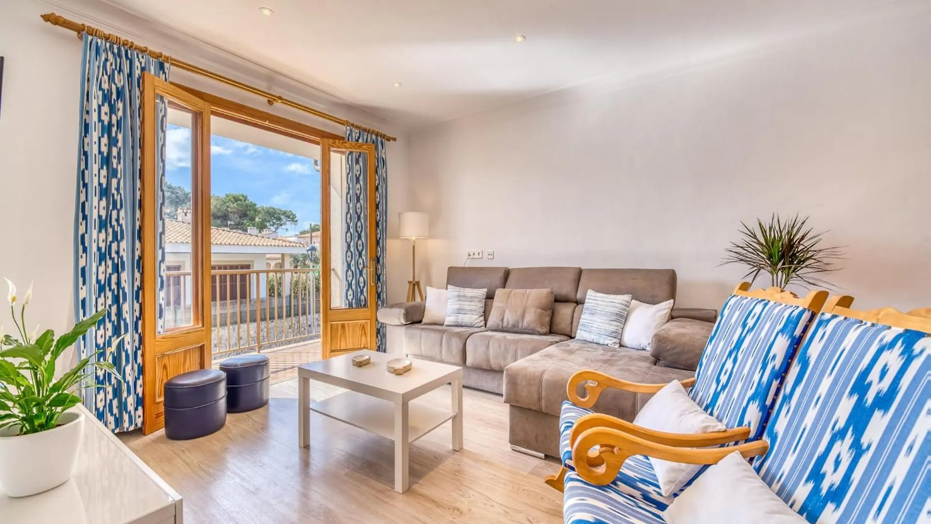 6 Bedroom Apartment In Majorca Platja de Muro 0*,  Ισπανία