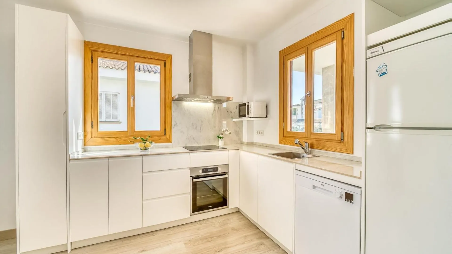 6 Bedroom Apartment In Majorca Platja de Muro Ισπανία